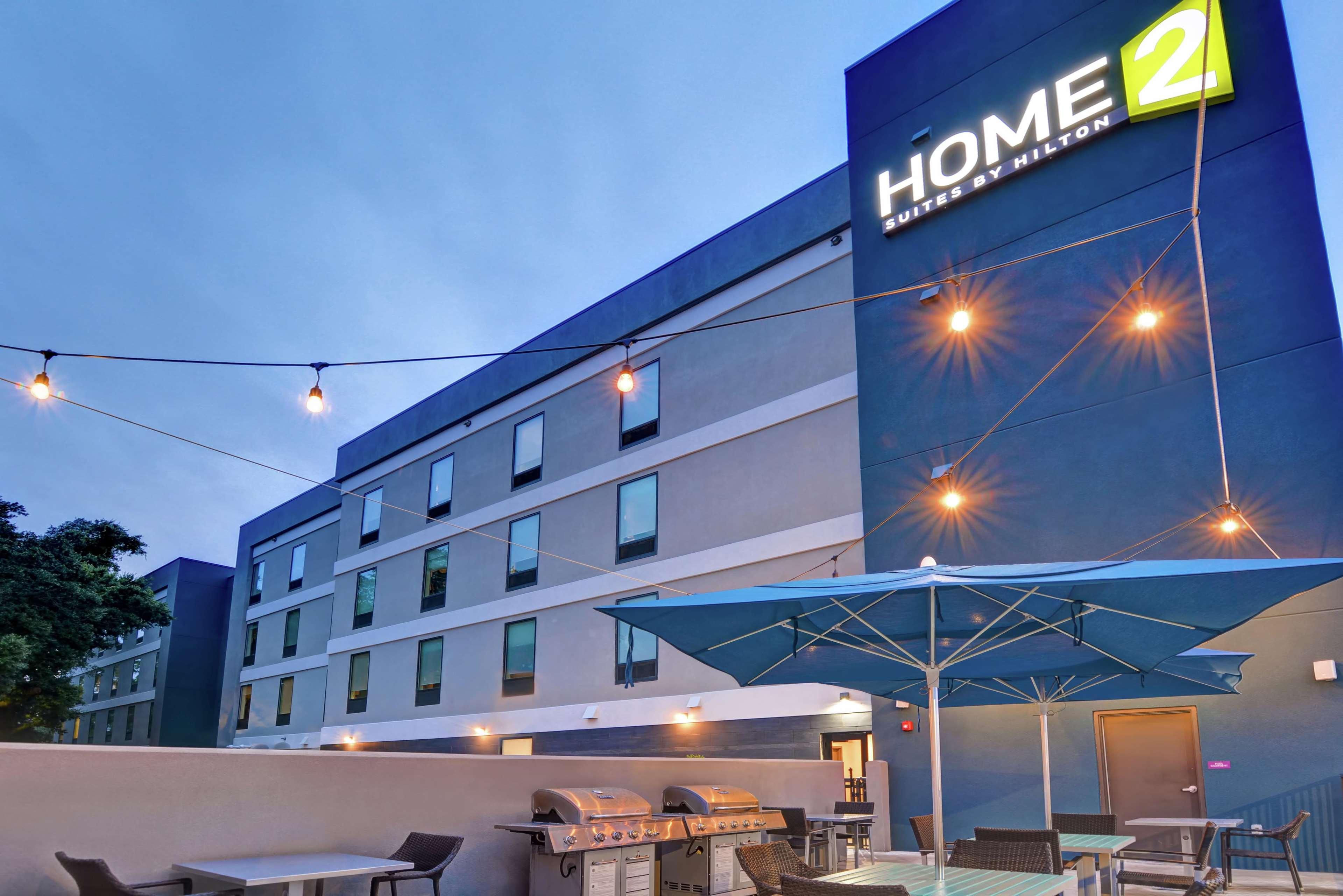 Home2 I-10 At North Davis Hwy Hotel Pensacola