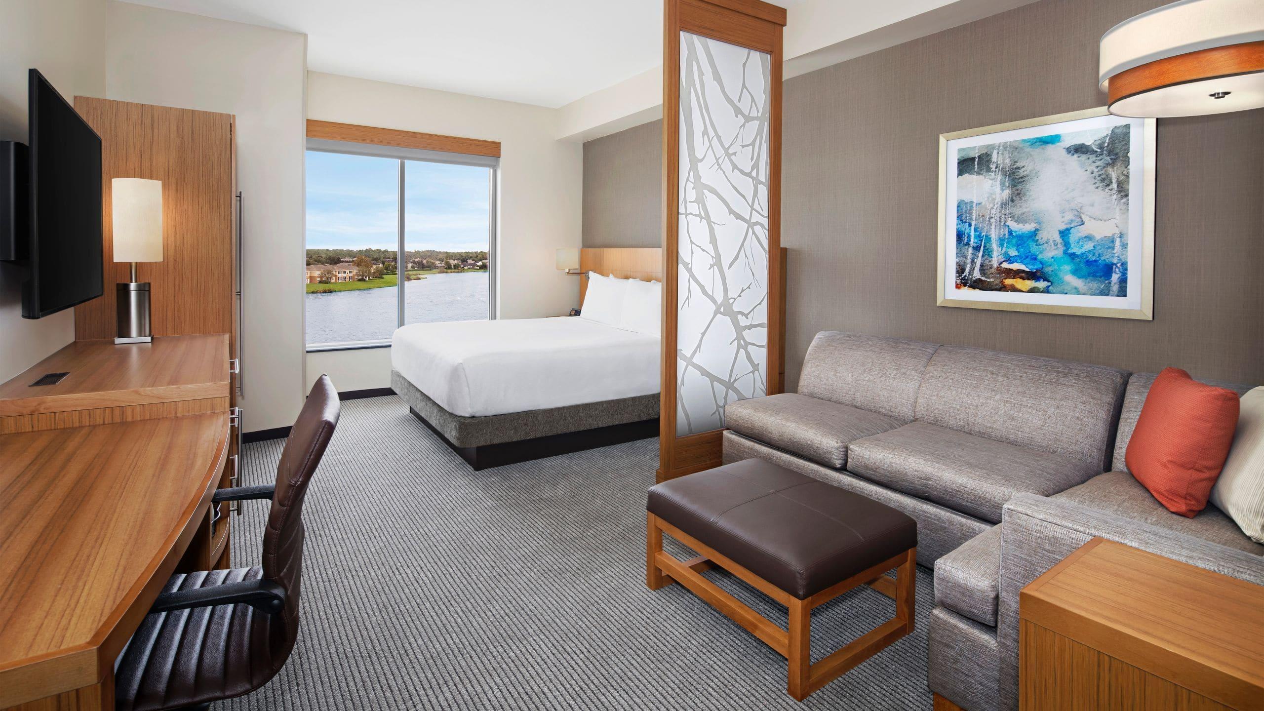 Hyatt Place St. Johns Town Center Hotel 3*