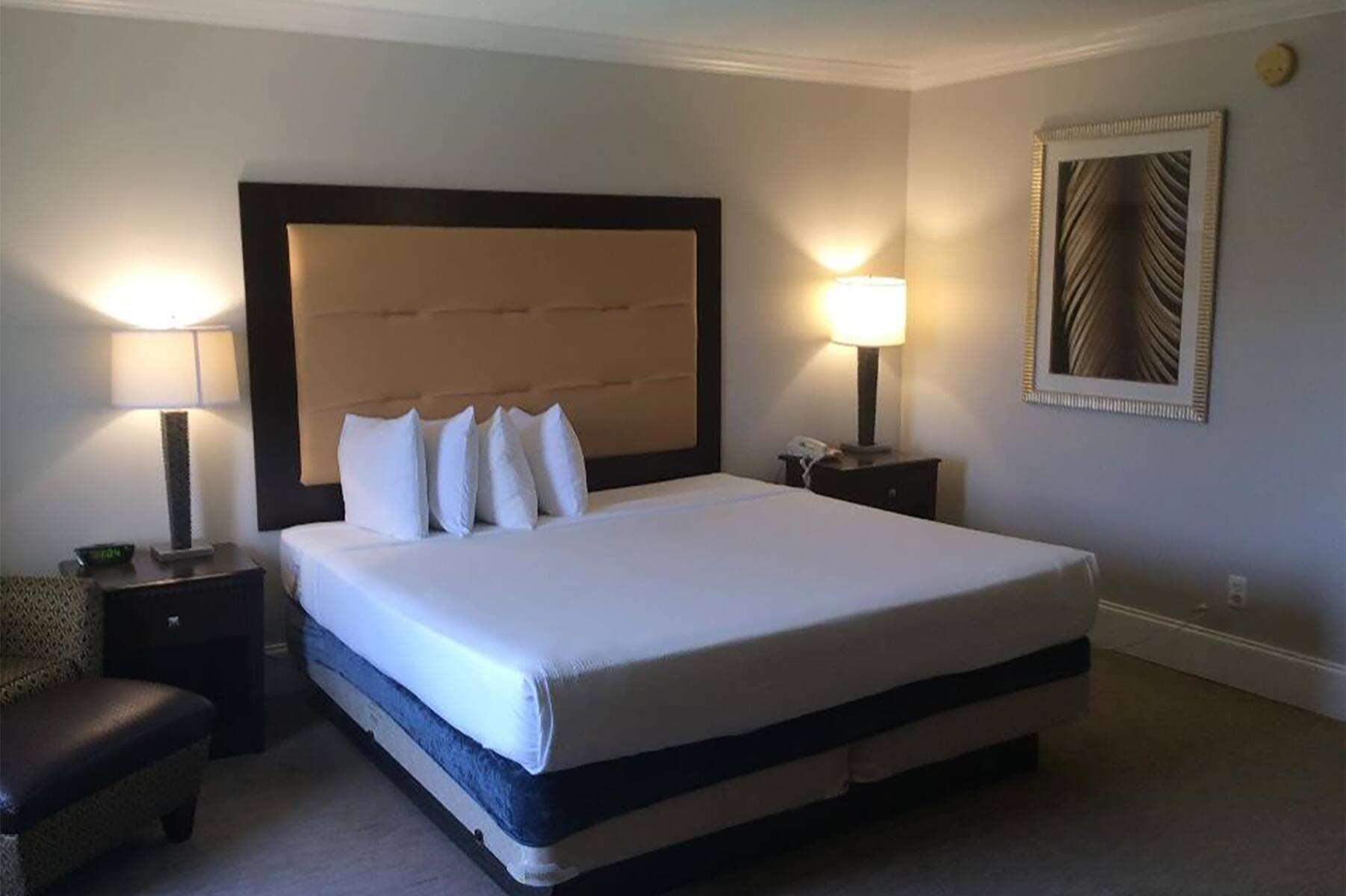 Sleep & - Destin Niceville