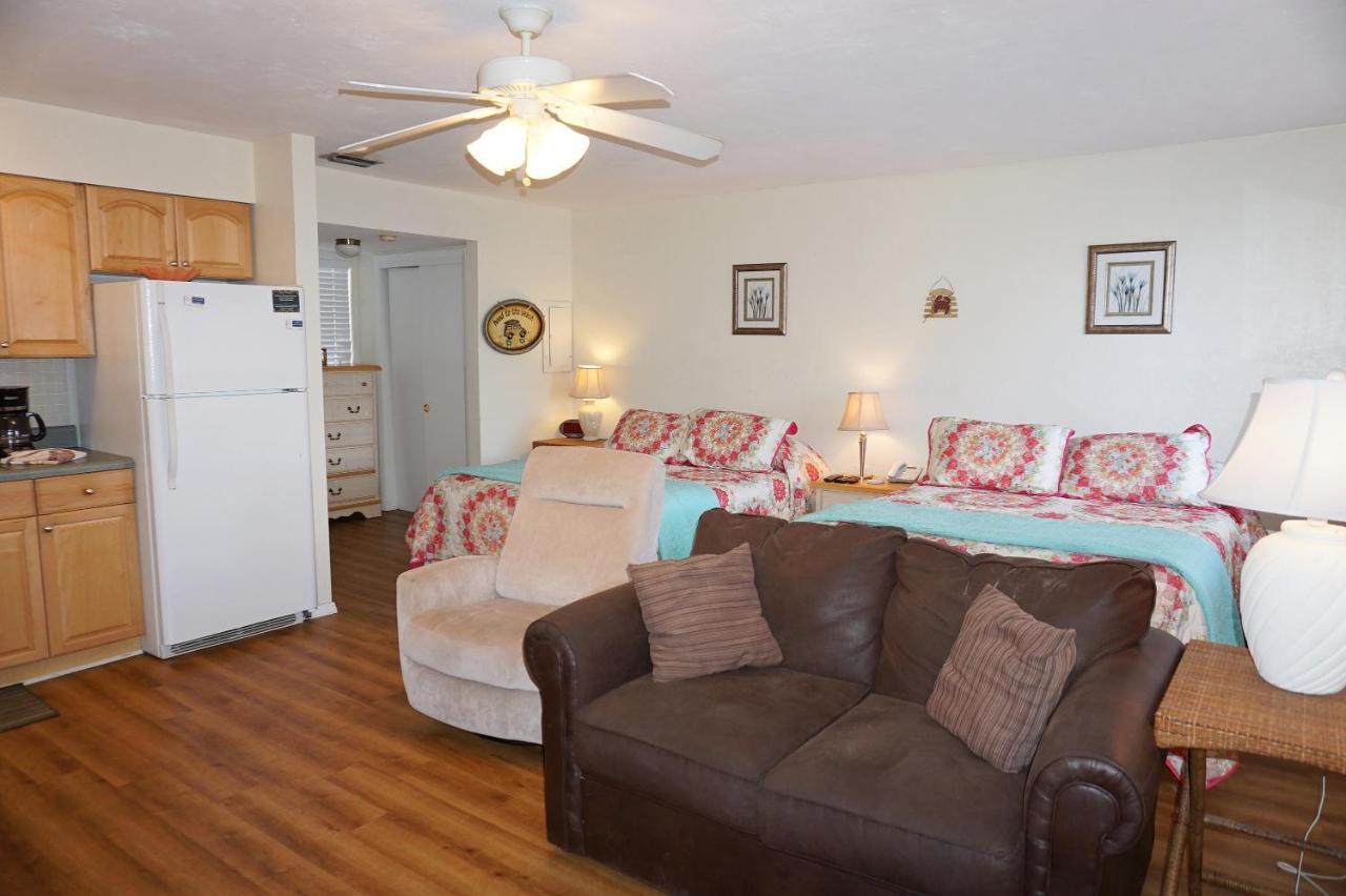 Redington Surf By Travel Services Resort St. Pete Beach