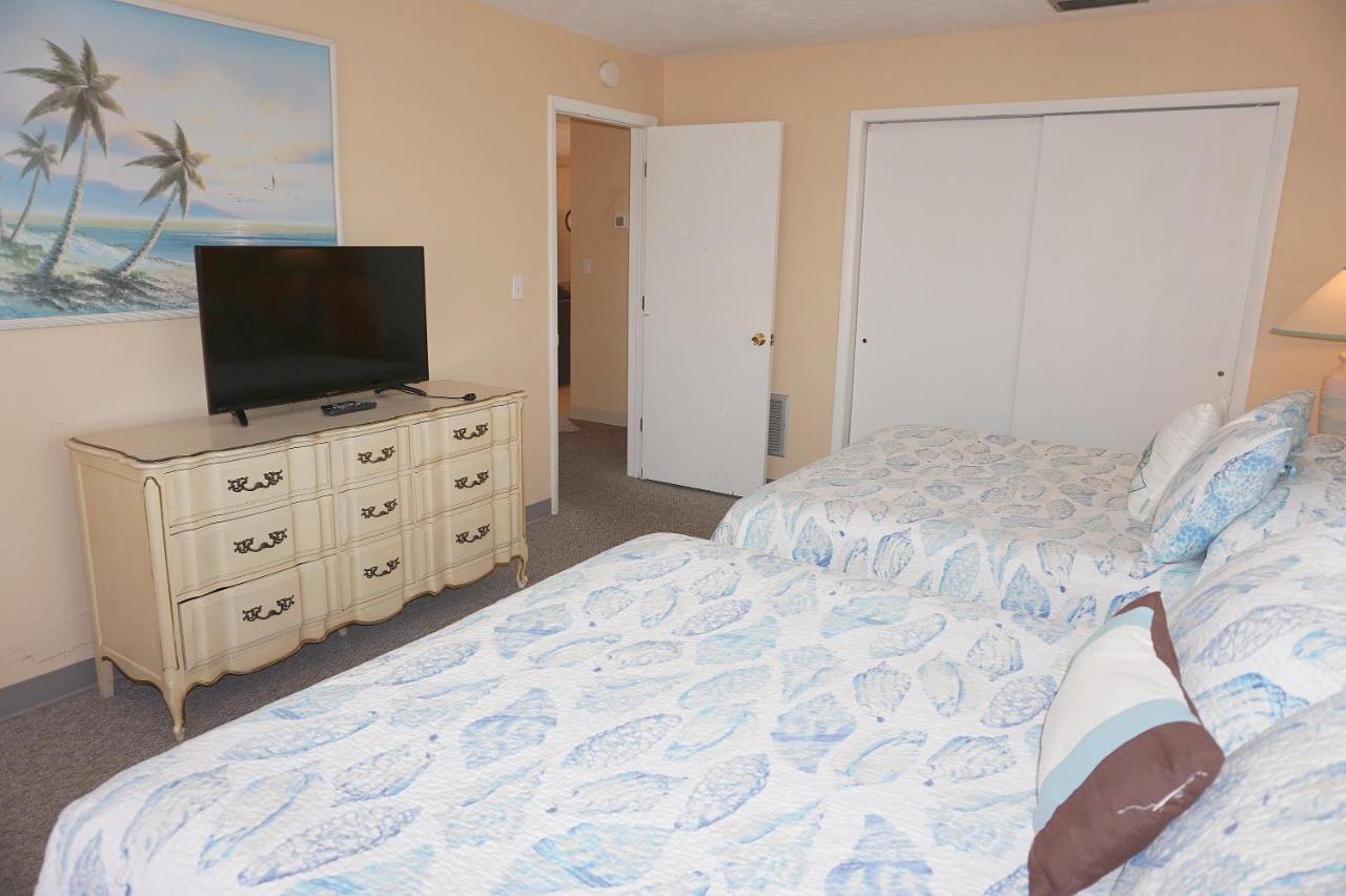 Redington Surf By Travel Services Resort