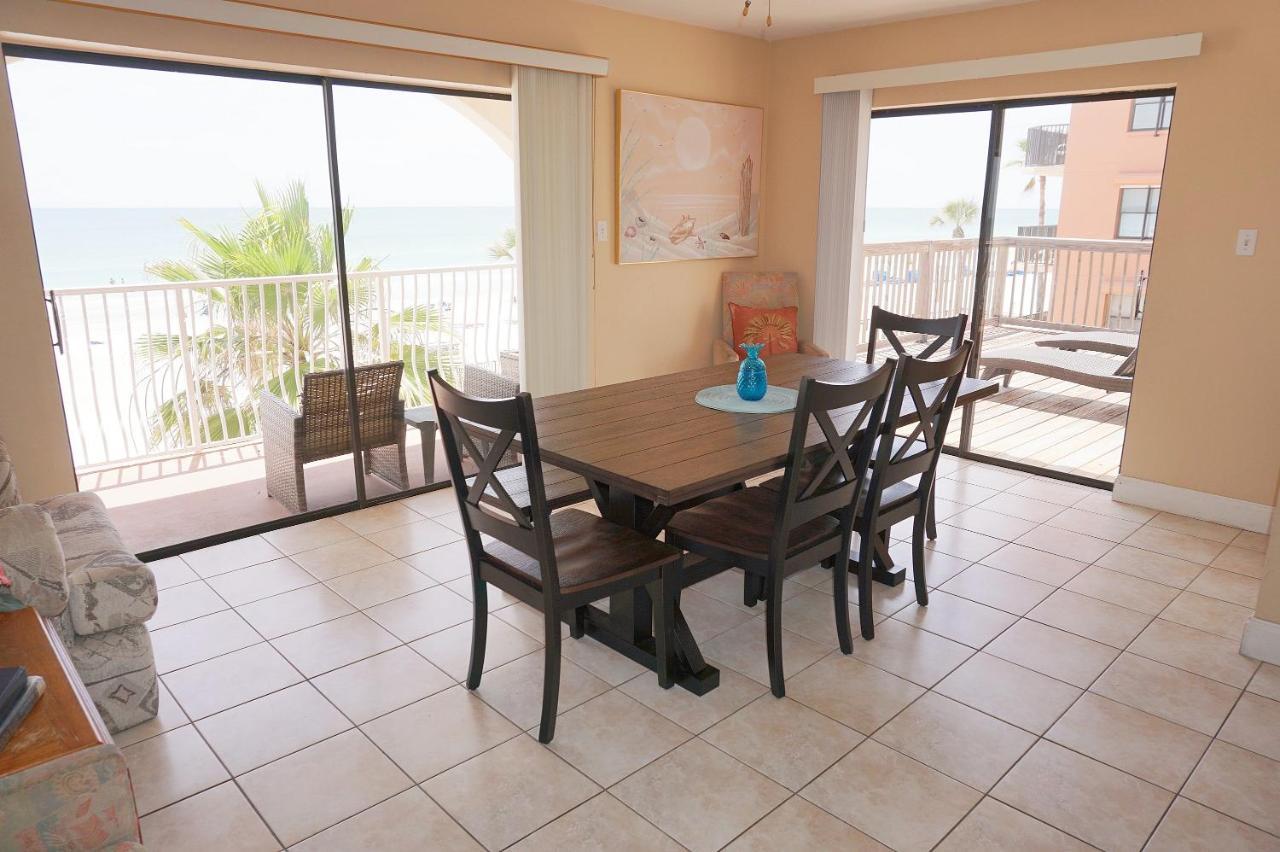 Redington Surf By Travel Services Resort