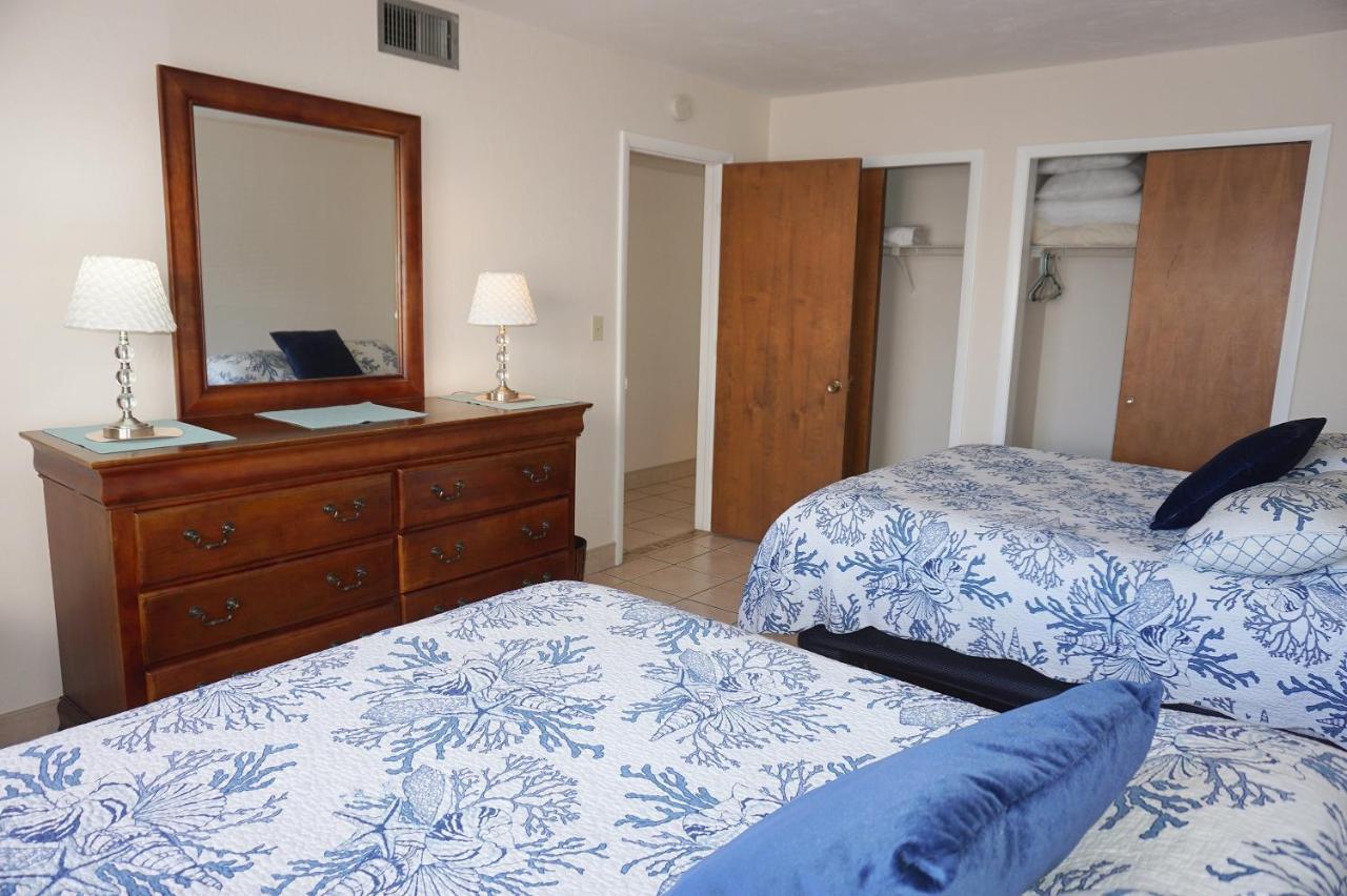 Redington Surf By Travel Services Resort St. Pete Beach