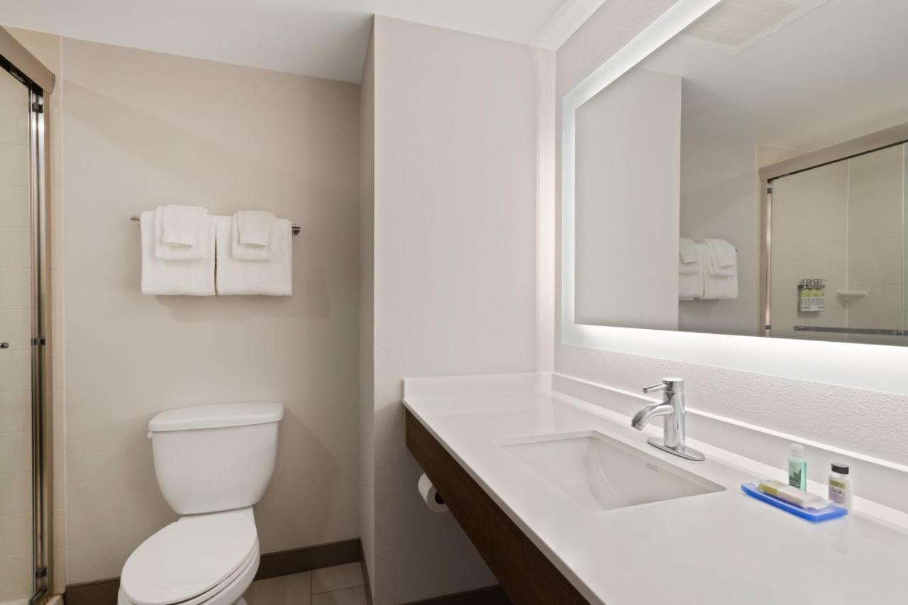 Express & Largo-clearwater By Ihg 2* Largo