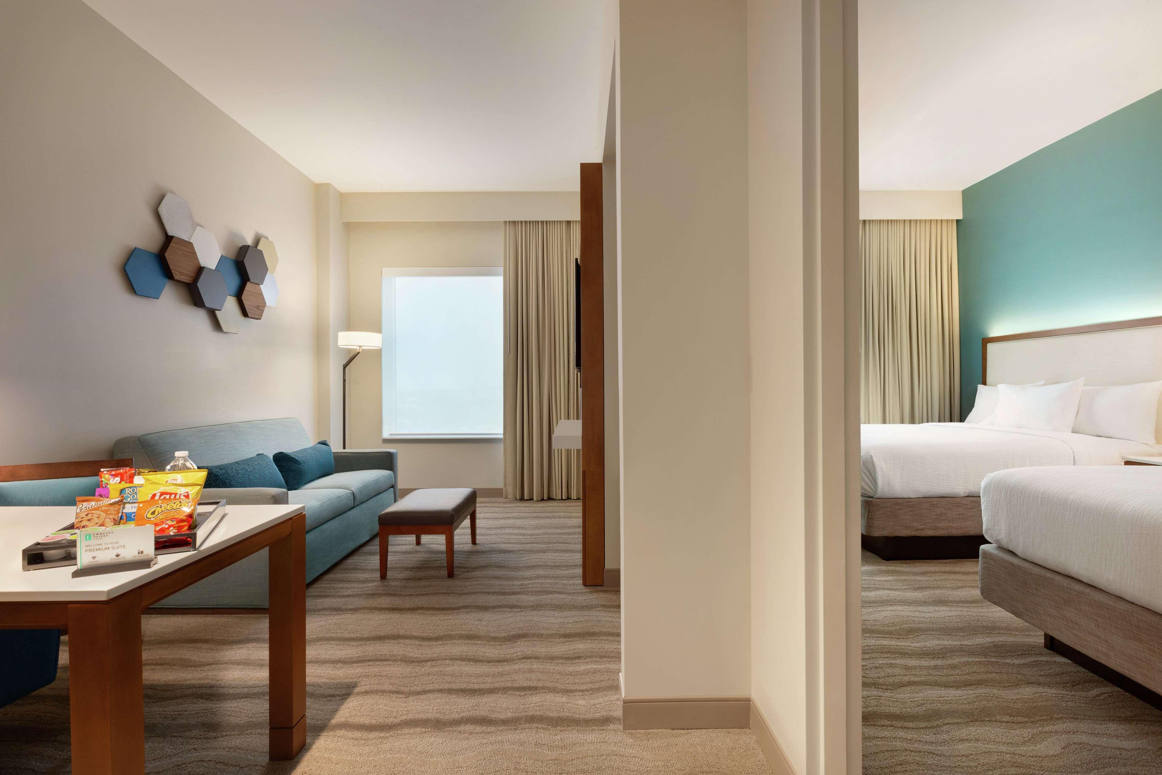 Hotel Embassy By Hilton