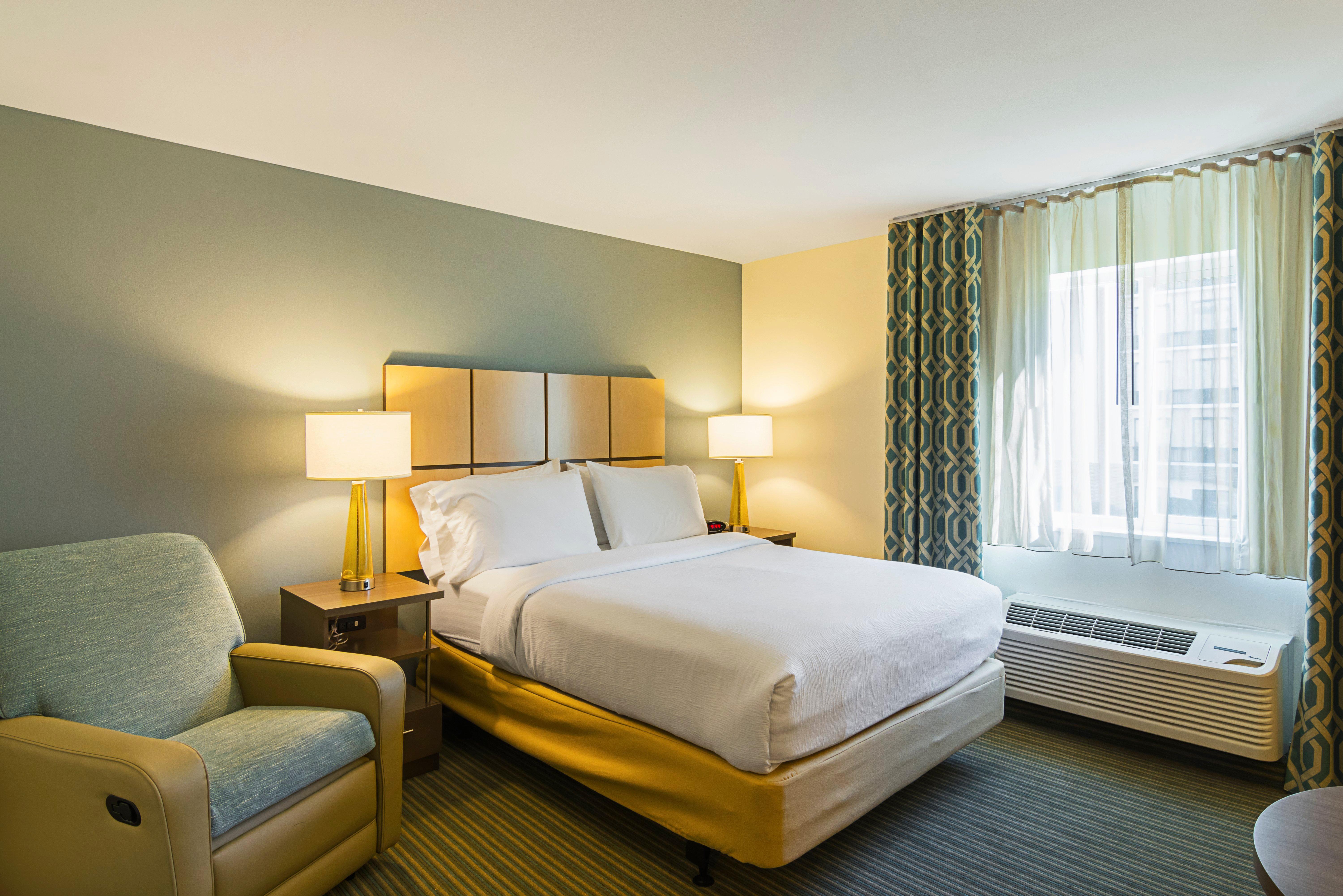 Candlewood Suites - Pensacola - University Area By Ihg Hotel