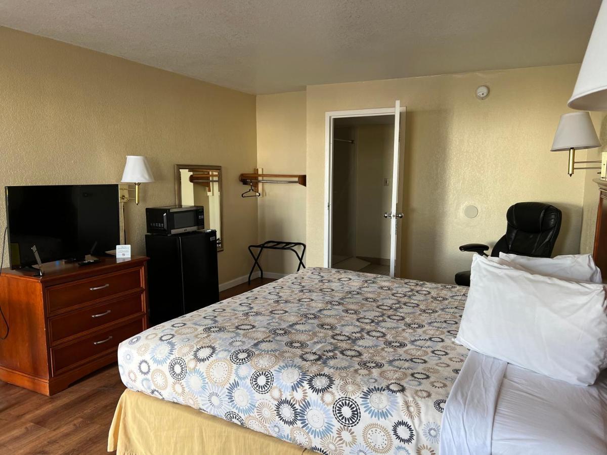 Motel Hole The - Walton - Sunset Plaza - Nearby Beaches & Hurlburt Fort Walton Beach