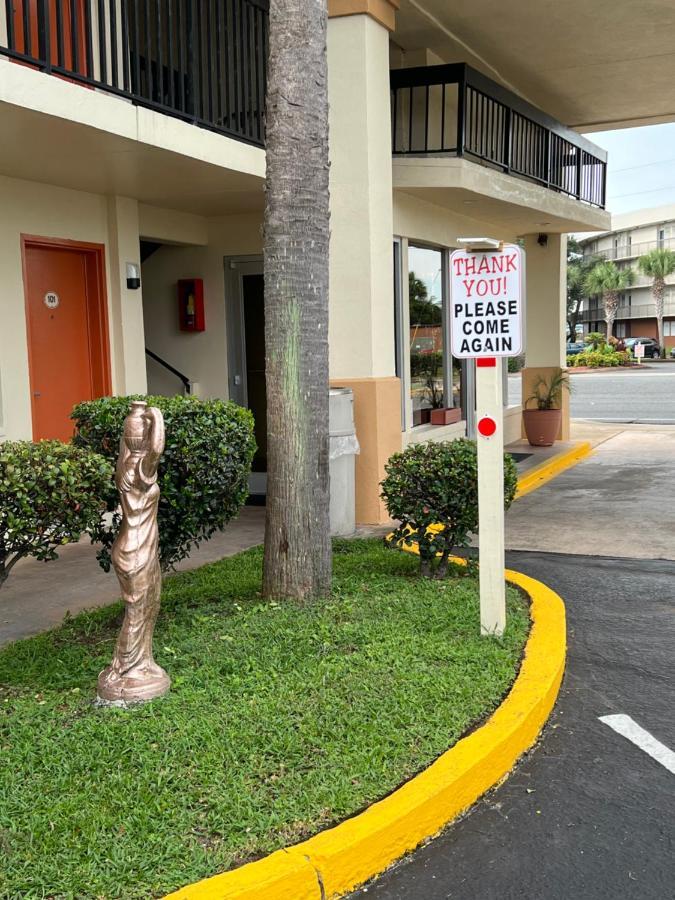 Motel Hole The - Walton - Sunset Plaza - Nearby Beaches & Hurlburt Fort Walton Beach