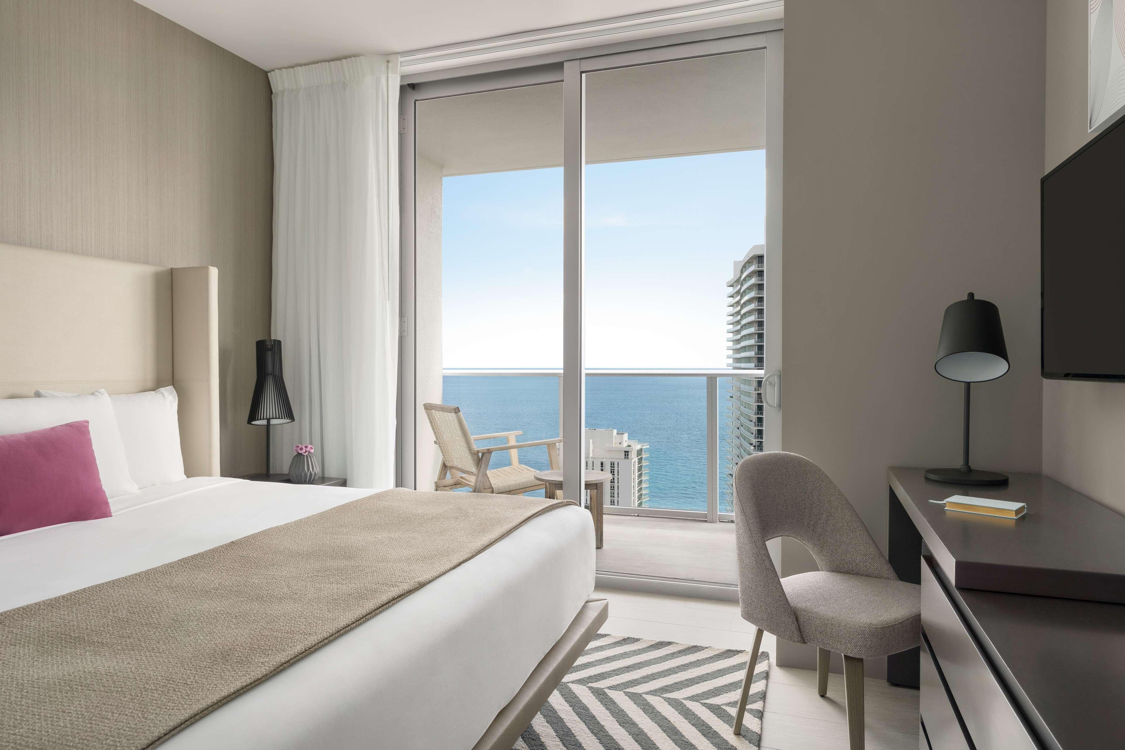 Hyde House 4*
