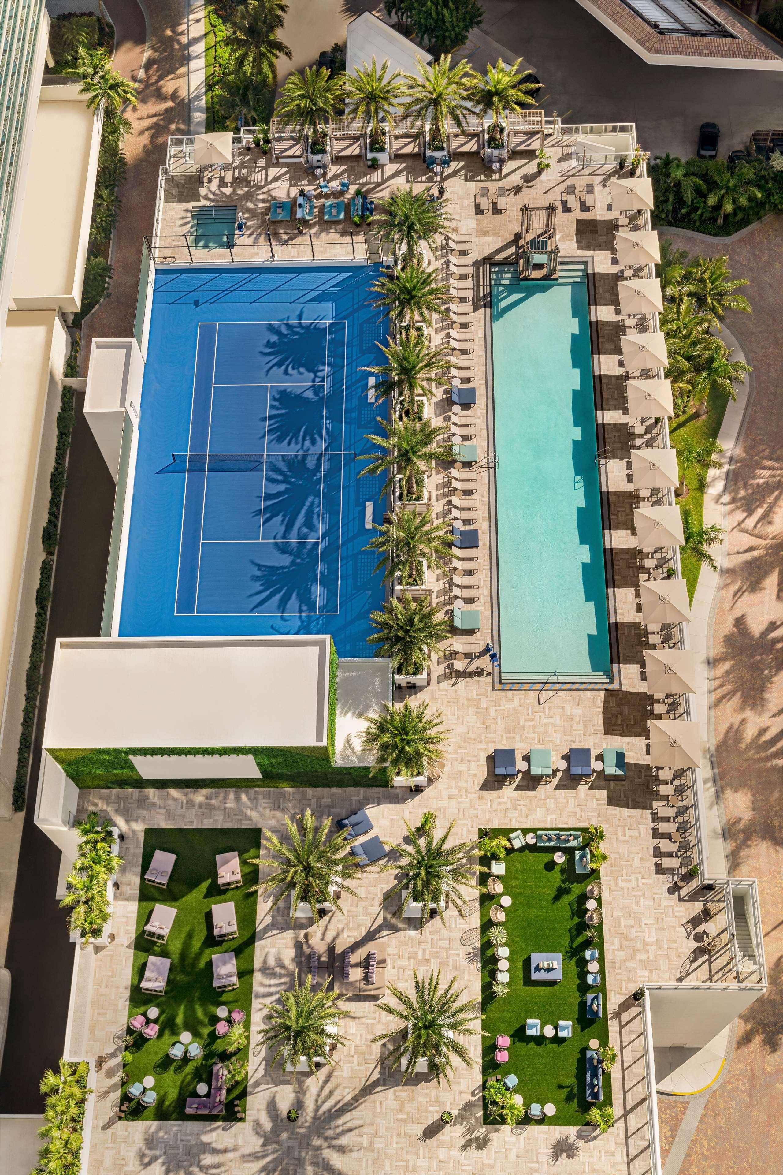 Hyde House 4*