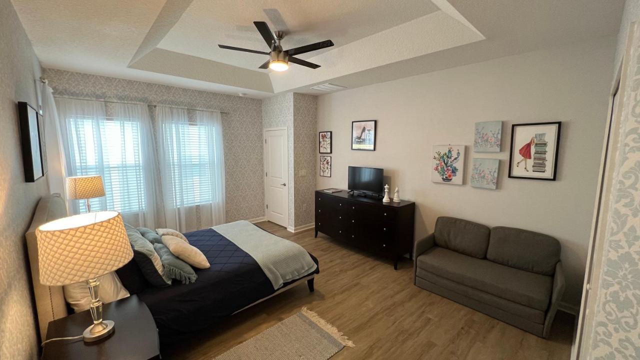 3830 Premier 6bd Private Pool And Game