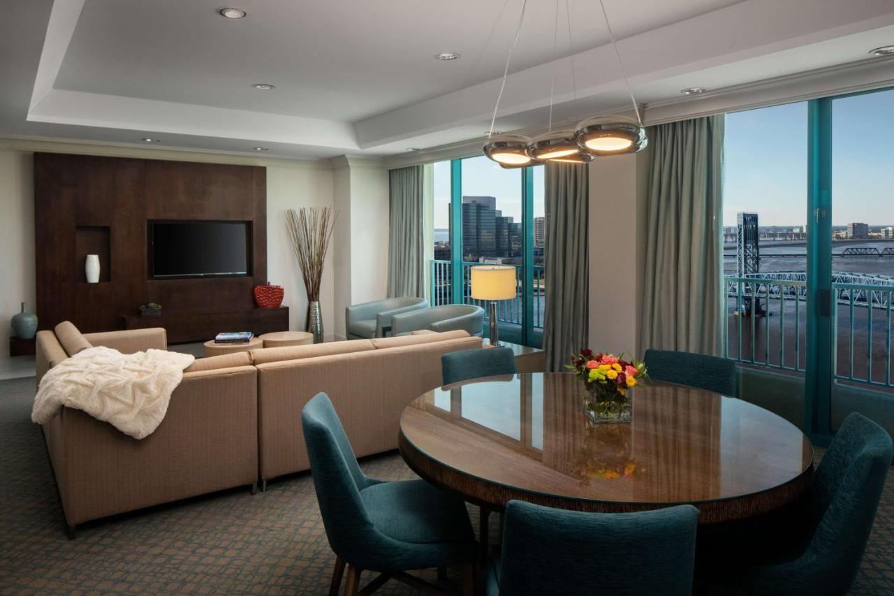 Hyatt Regency Riverfront