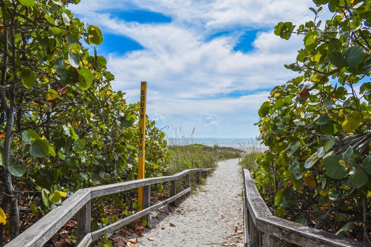 Cocoa Cottages * Cocoa Beach