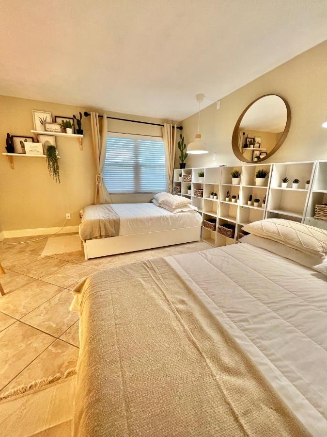 Apartment Oasis 704 Lovely Daytona Ocean Front For 5 Sleeps Up To 12 Daytona Beach