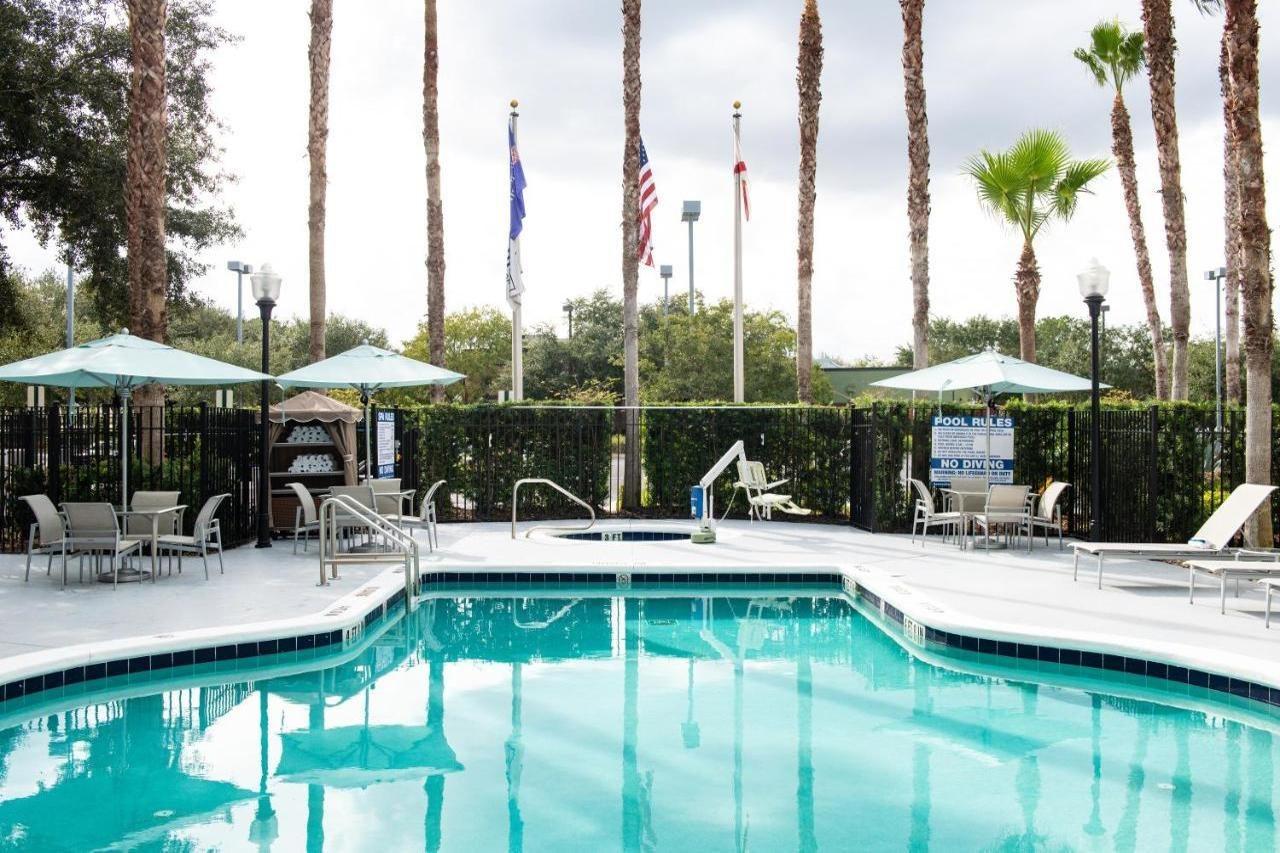 Hotel Hilton Garden Jtb/deerwood Park 3*