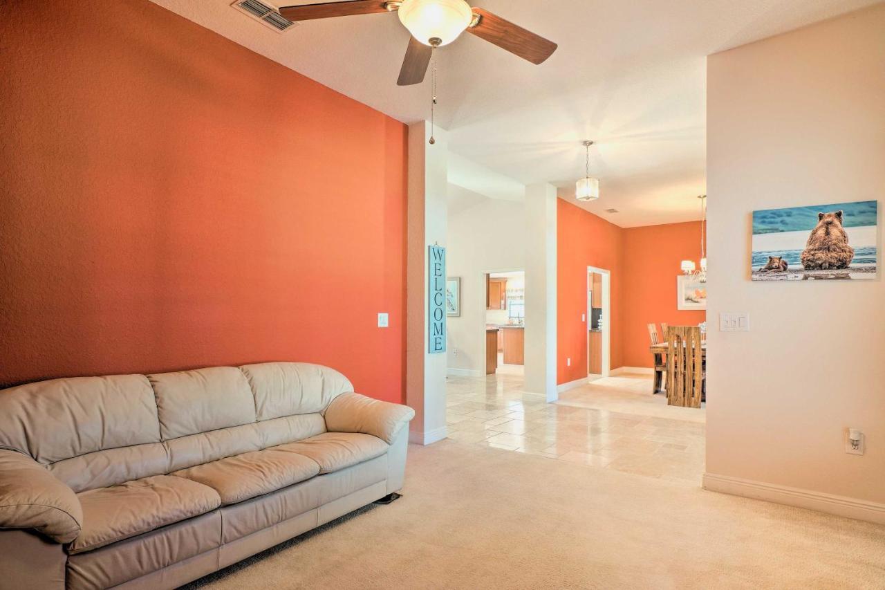 Spacious Cape Coral Retreat With Lanai And Pool! Holiday home