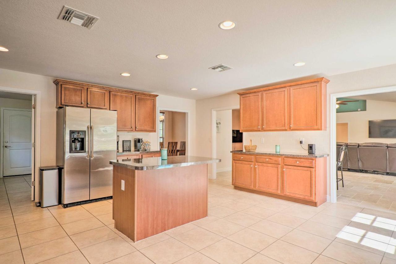 Holiday home Spacious Cape Coral Retreat With Lanai And Pool!