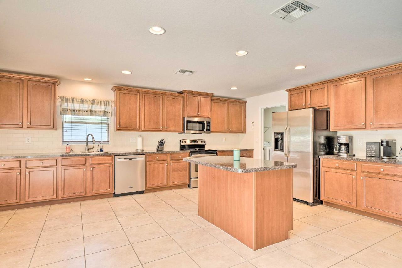 Holiday home Spacious Cape Coral Retreat With Lanai And Pool! Matlacha