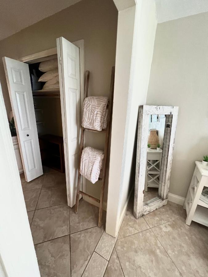 Oasis 704 Lovely Daytona Ocean Front For 5 Sleeps Up To 12 *