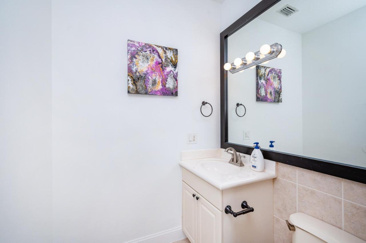 Apartment Lovely Stay. Tamiami