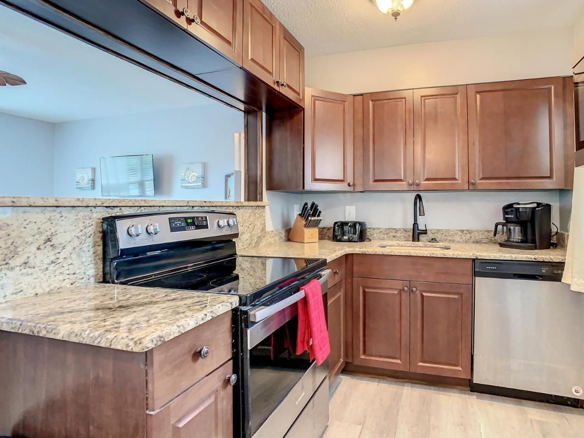 Crown Jewel Of Clearwater Ii, Pool, Near Beach, On Pinellas Trail Holiday home *