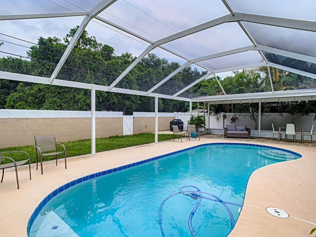 Crown Jewel Of Clearwater Ii, Pool, Near Beach, On Pinellas Trail Holiday home *