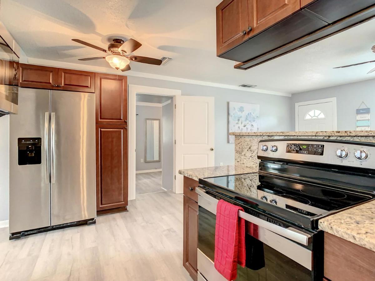 Holiday home Crown Jewel Of Clearwater Ii, Pool, Near Beach, On Pinellas Trail *