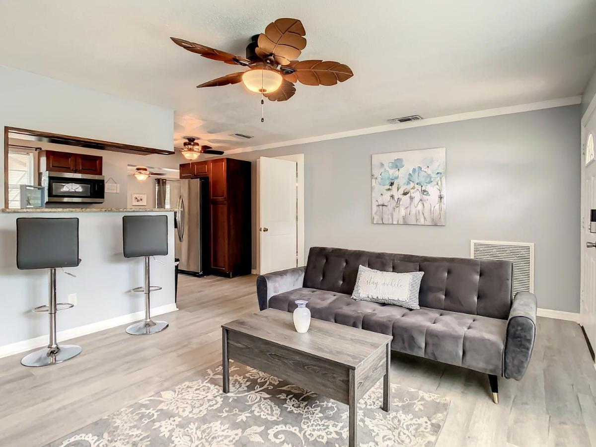 Crown Jewel Of Clearwater Ii, Pool, Near Beach, On Pinellas Trail Holiday home Largo