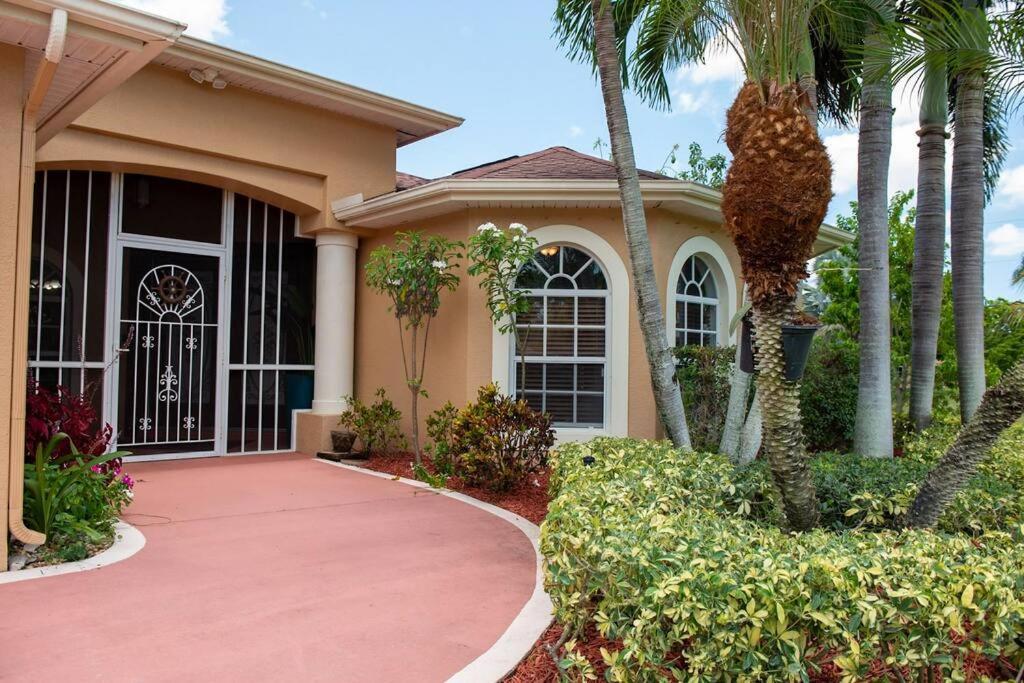 Charming Vacation In Port St Lucie. *