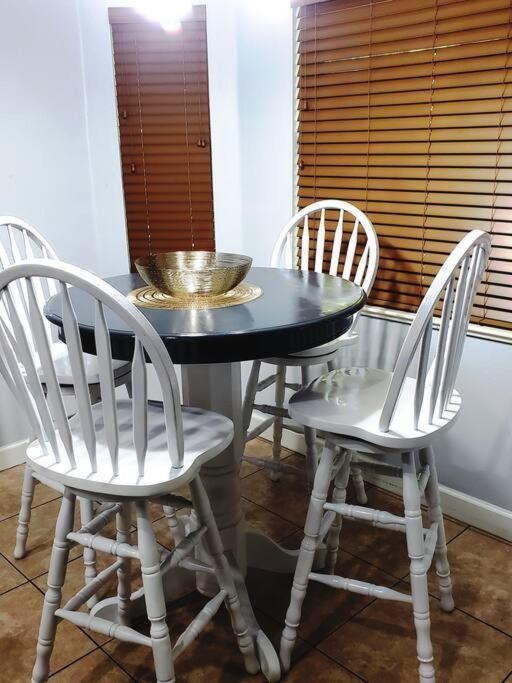 Charming Vacation In Port St Lucie. Holiday home *