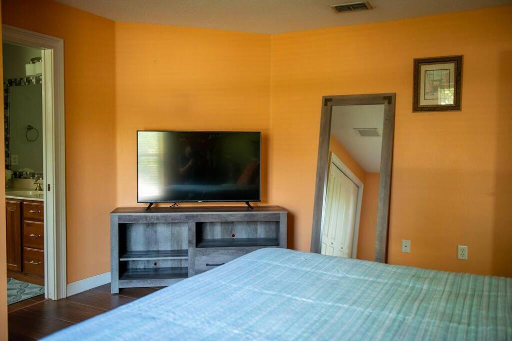 Charming Vacation In Port St Lucie. Holiday home *