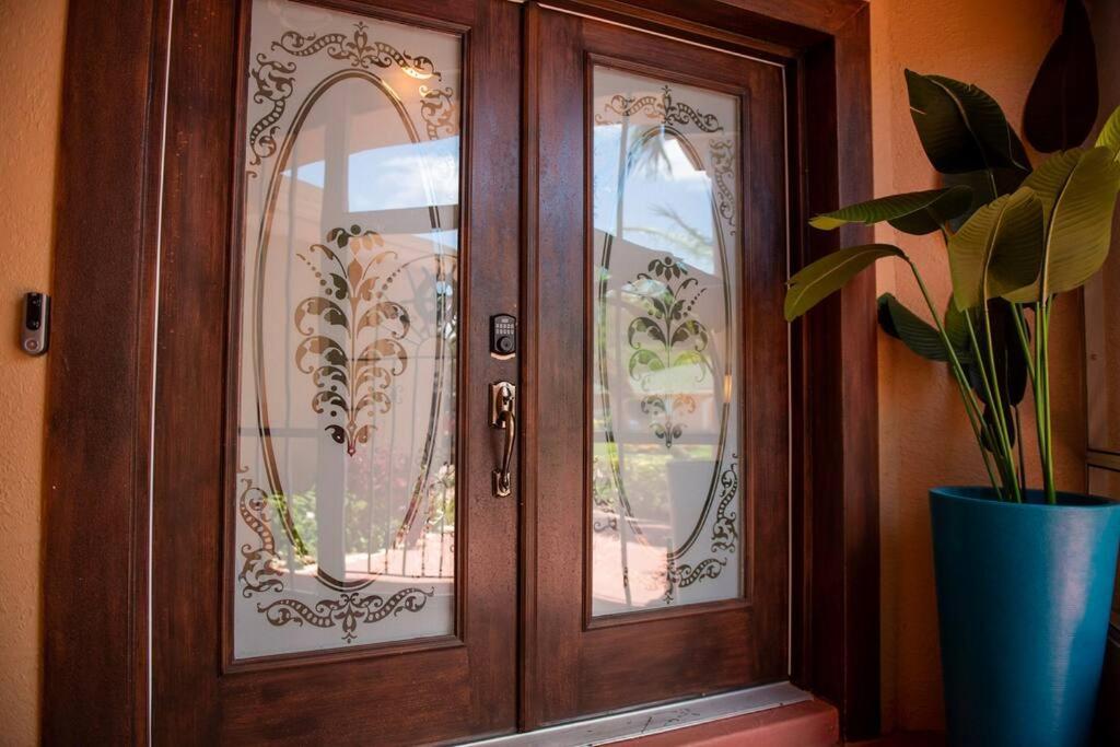 Charming Vacation In Port St Lucie. *