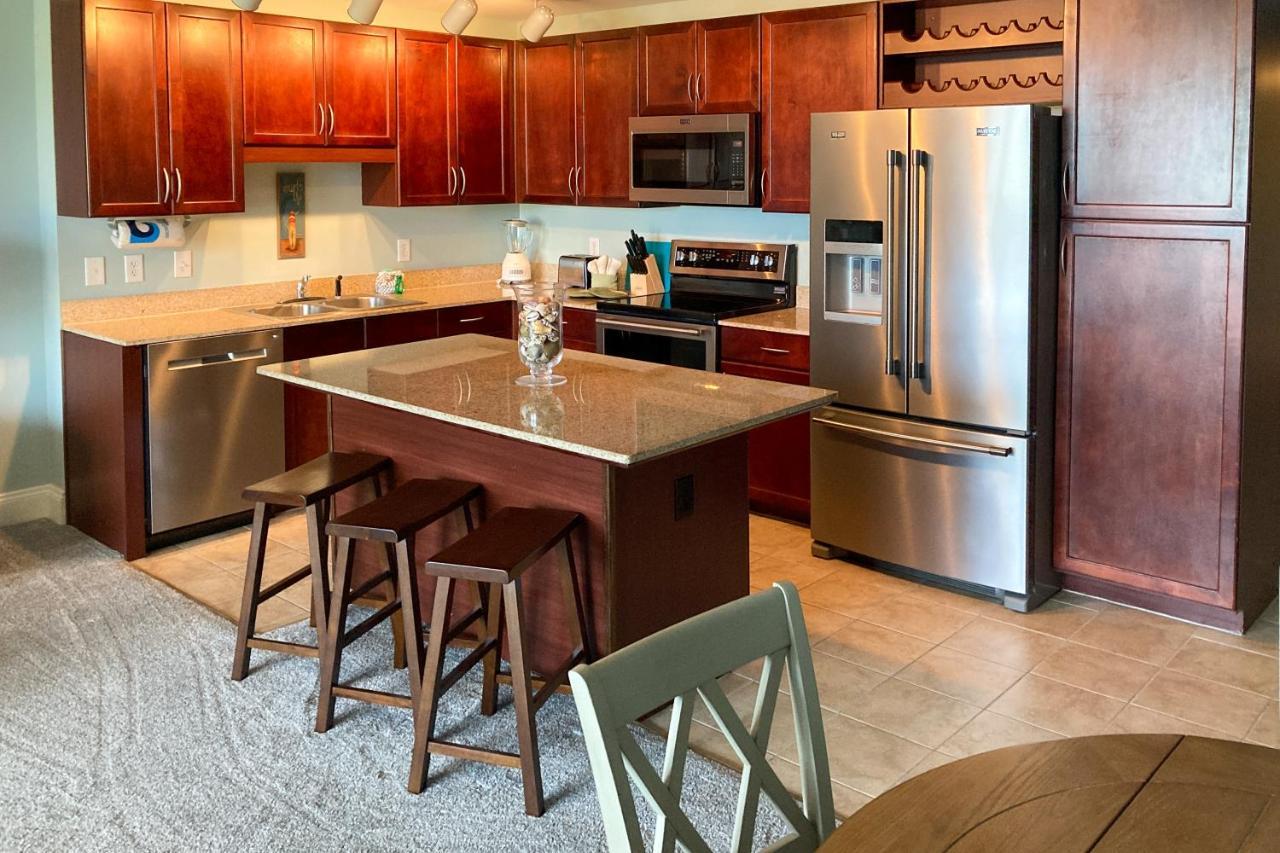Laketown Wharf 136 Apartment Panama City Beach