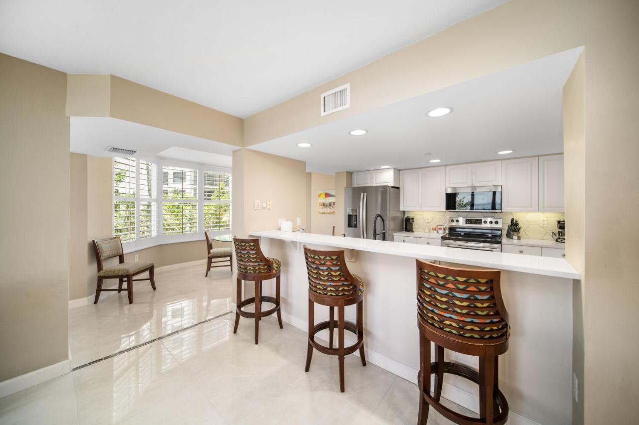 Apartment Luxury Front Fort Myers Beach