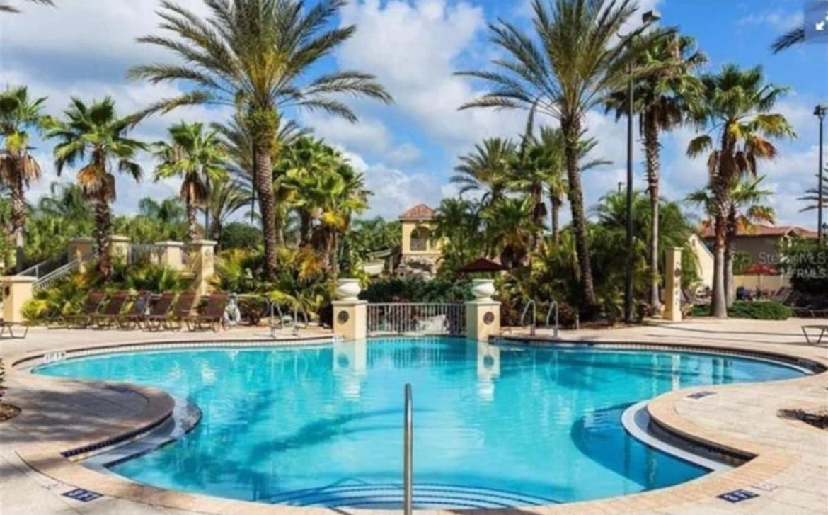 Serene Family Friendly Townhouse In The Wonderful Regal Palms *