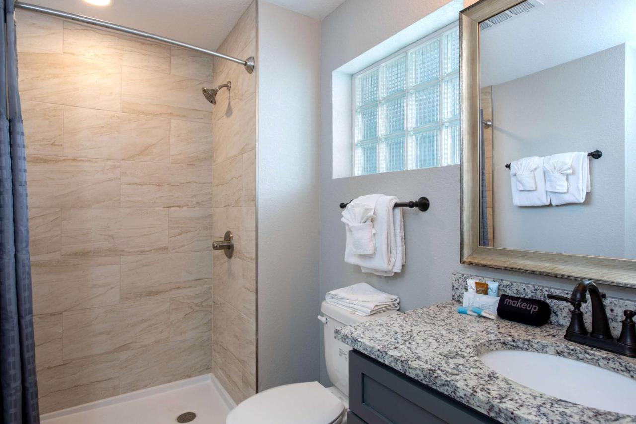Hotel Festiva Orlando Celebration A Ramada By Wyndham