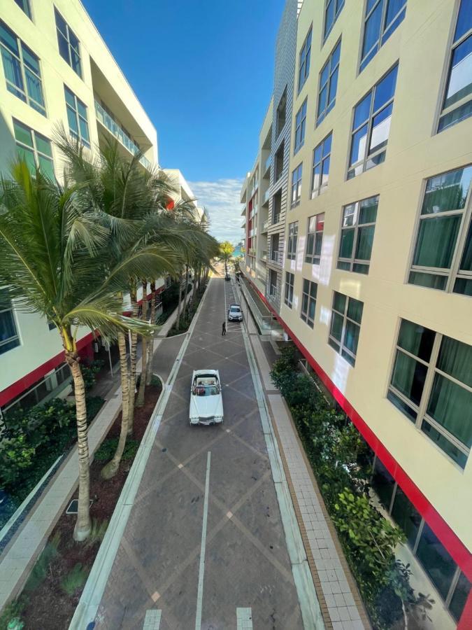 Costa Steps To Apartment *