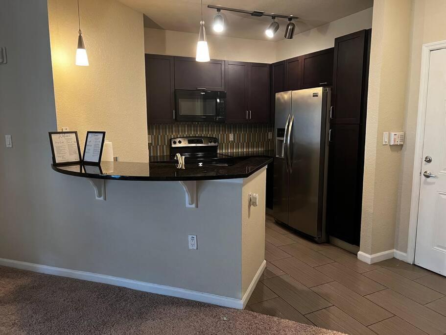 Luxurious By The Water Apartment Tampa
