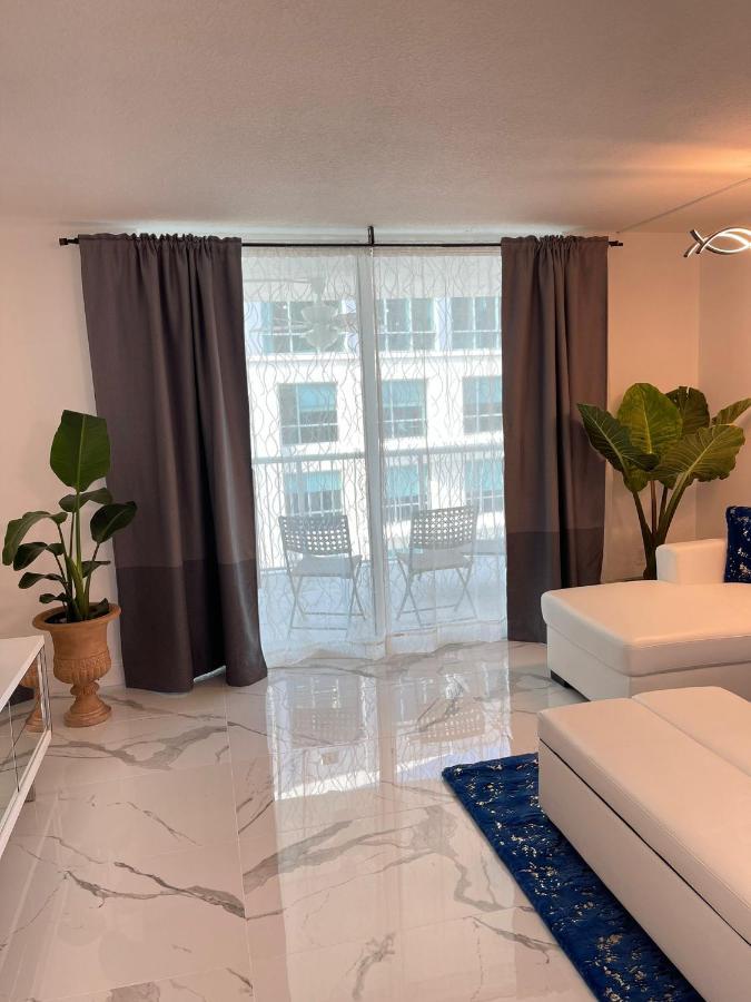 Lujoso En Brickell Miami