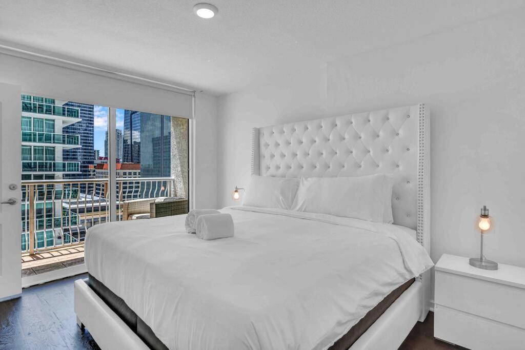 Elegant 2 Bdr 2 Bath• Brickell • Ocean View
