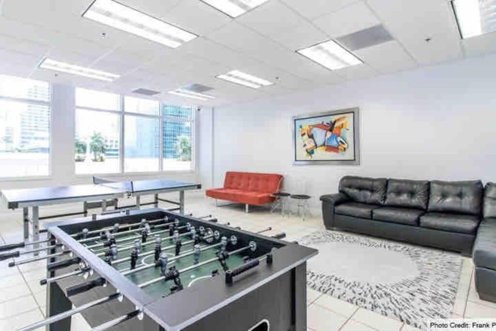 Elegant 2 Bdr 2 Bath• Brickell • Ocean View Apartment