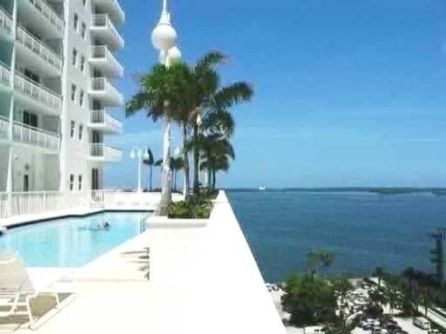 Apartment Elegant 2 Bdr 2 Bath• Brickell • Ocean View Miami