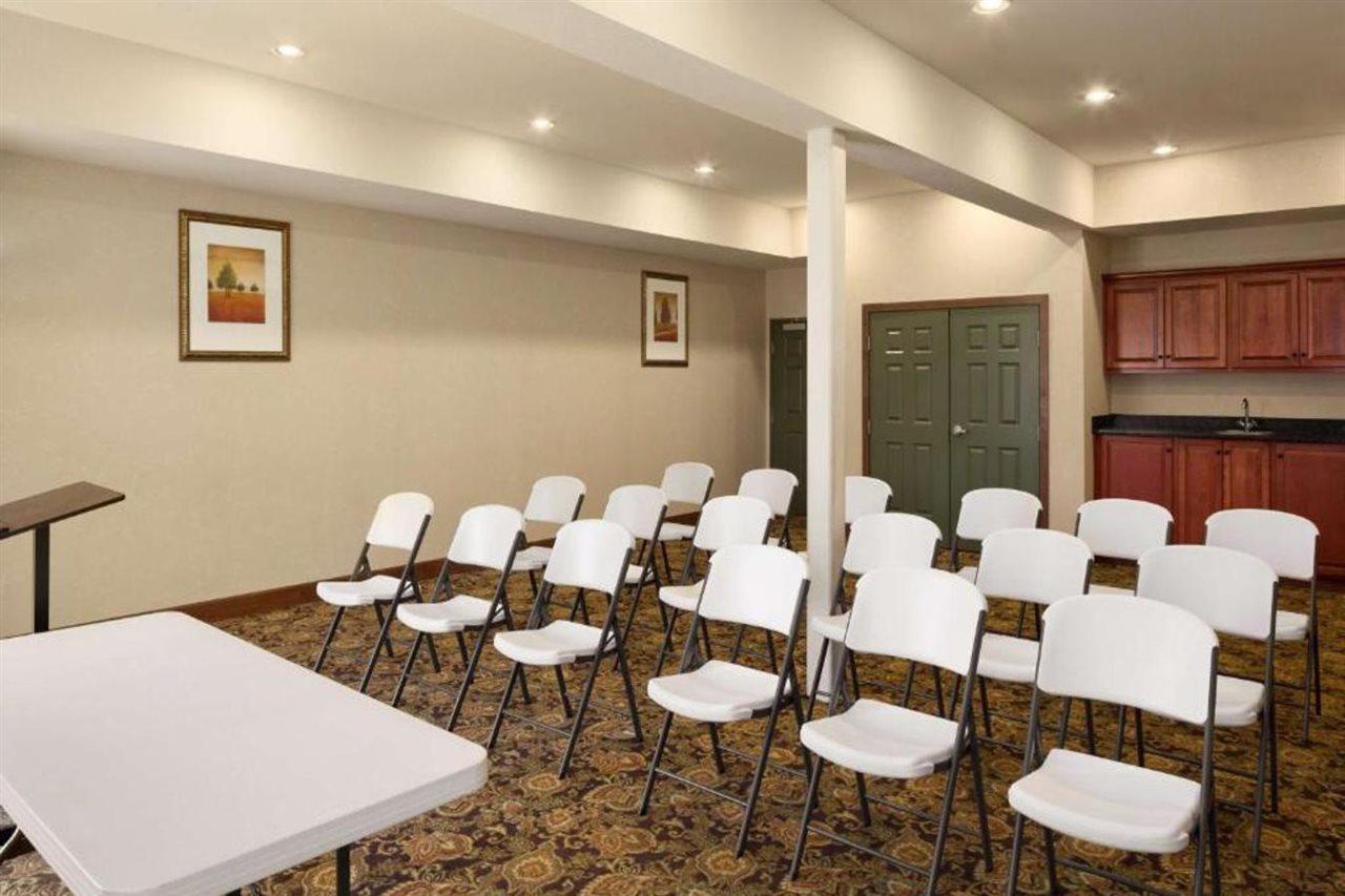 Hotel Country & By Radisson, Crestview, Fl 3*