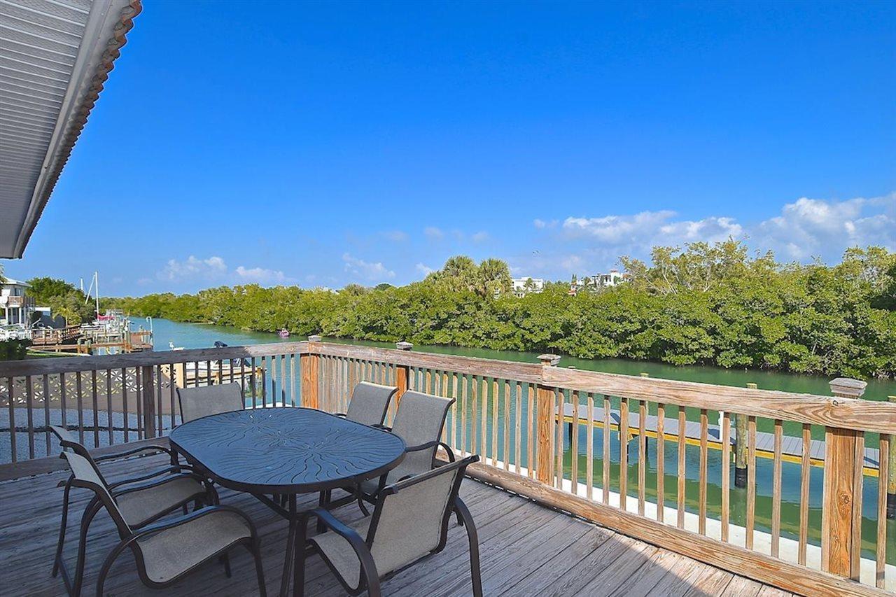 A Retreat On Casey Key Nokomis