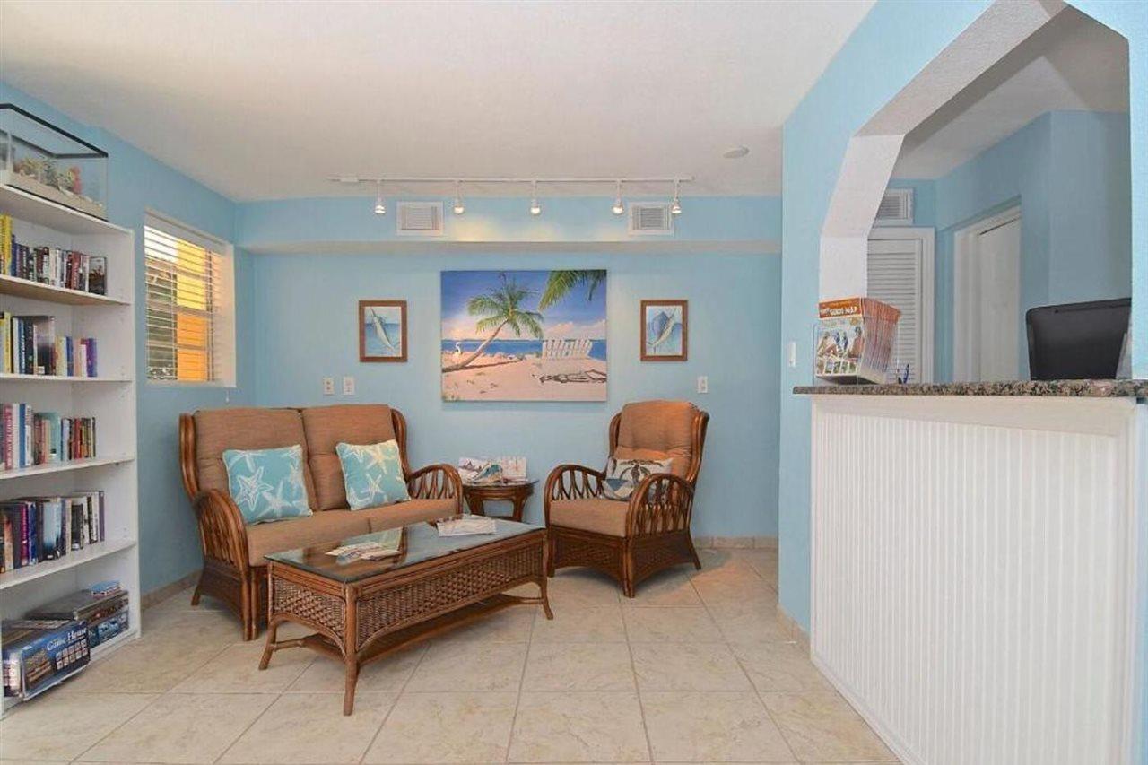 Aparthotel A Retreat On Casey Key Nokomis