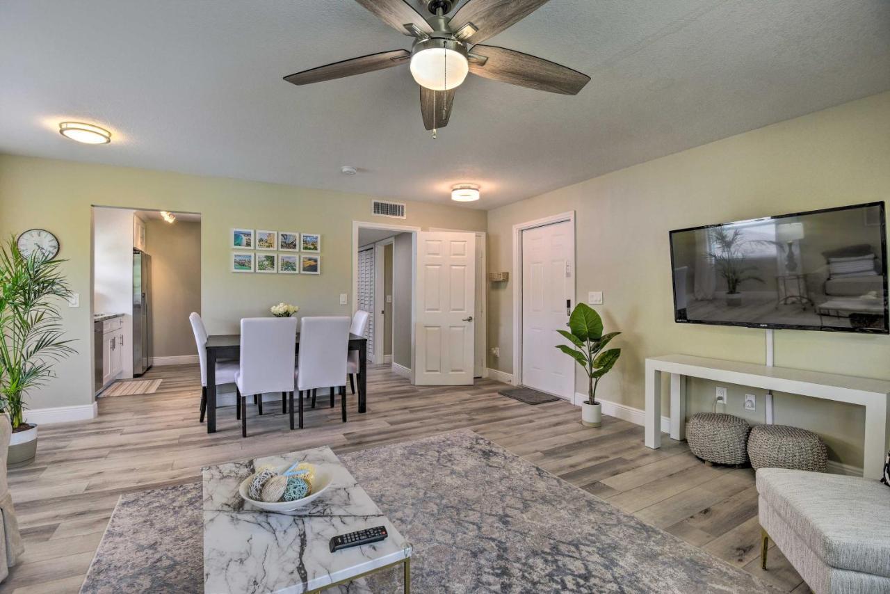 Cozy Retreat - 3 Blocks To The Coast!