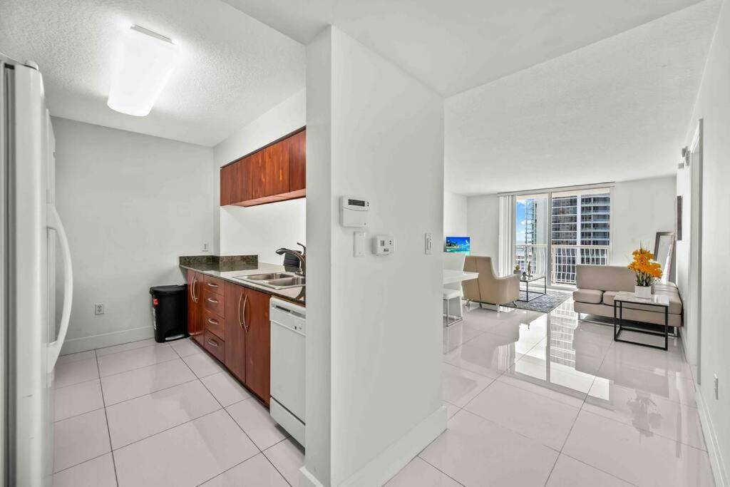 Luxurious 1 Bed In Brickell • Ocean View Apartment Miami