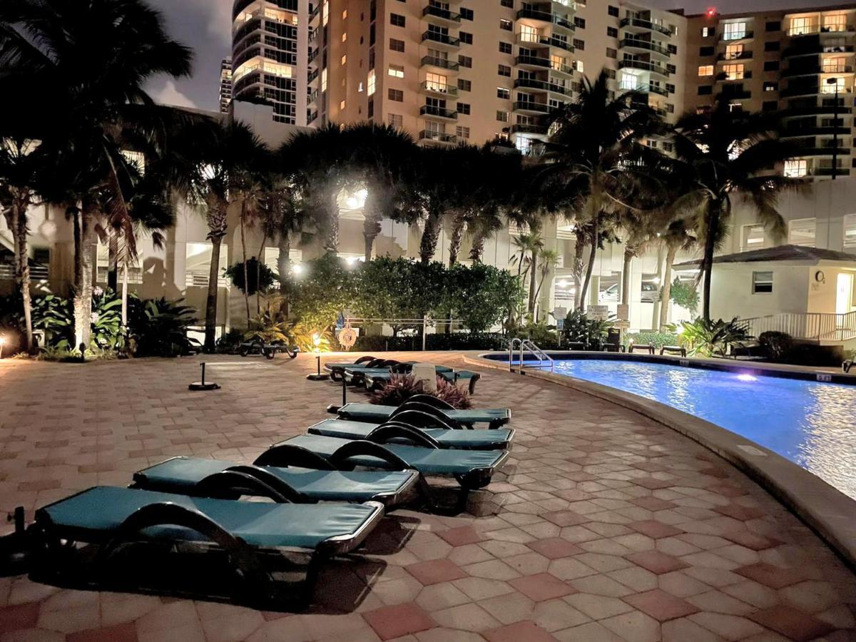 The Tides 1bedroom 15th Floor We Are On The Beach! Apartment Hollywood
