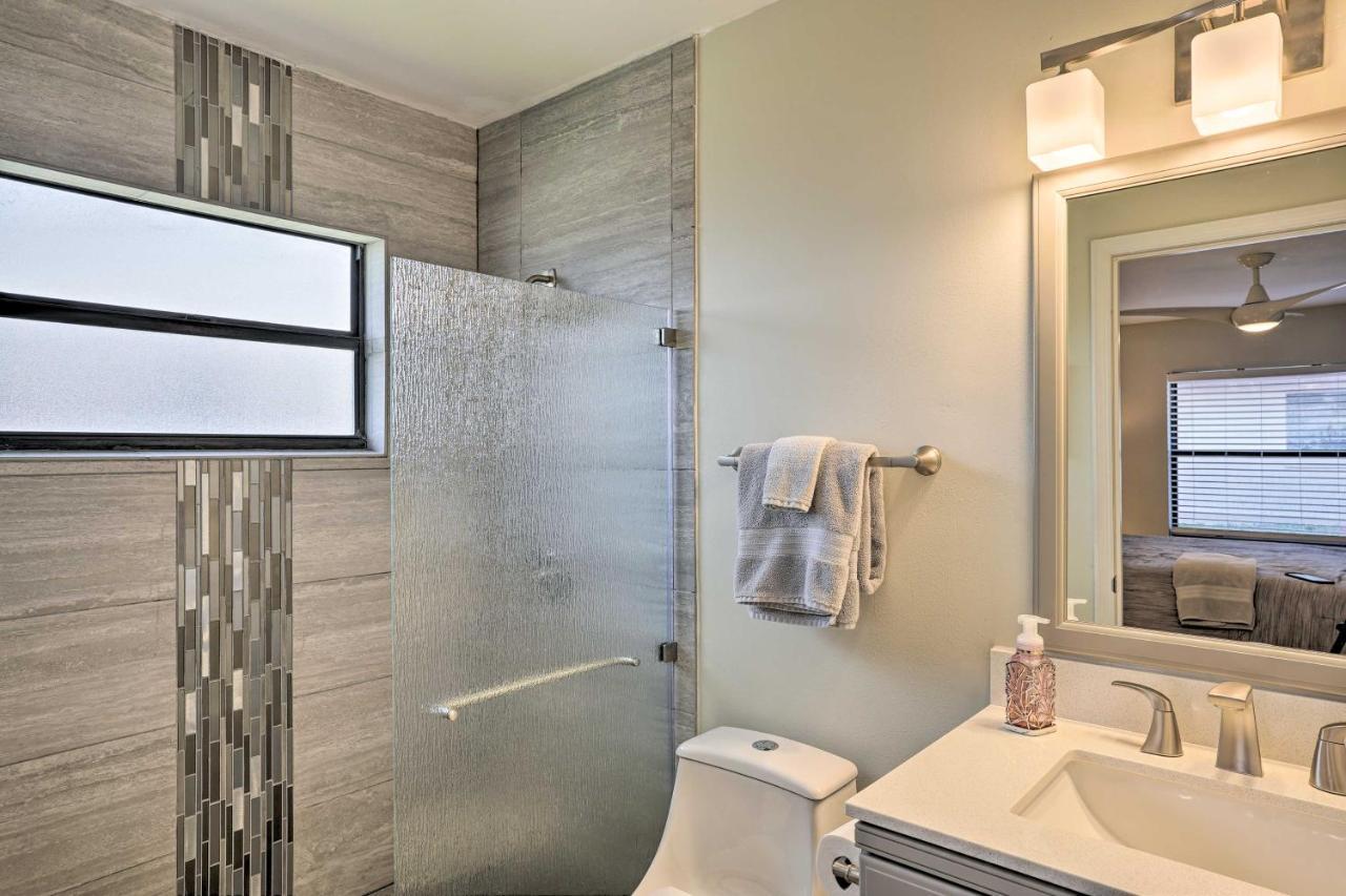 With Pool Access About 1 Mile To Golf! * Sebring