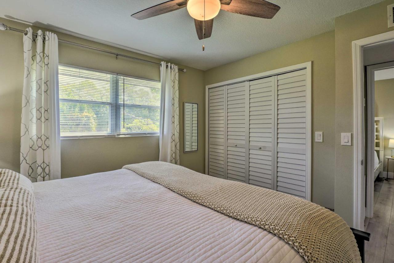 Cozy Retreat - 3 Blocks To The Coast! Apartment